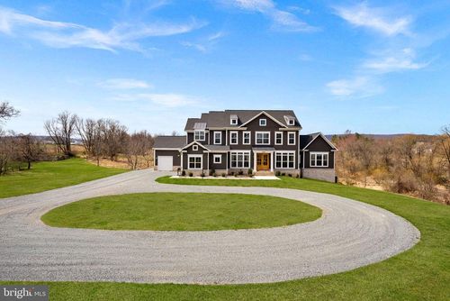 38149 John Wolford Rd, HILLSBORO, VA, 20132-3702 | Card Image