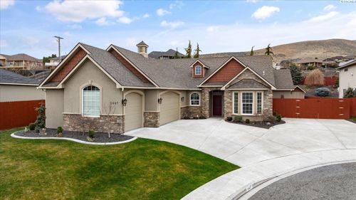 1447 Badger Mountain Loop, Richland, WA, 99352-9206 | Card Image