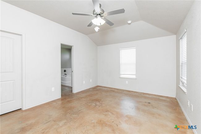 6903 Oliver Loving Dr, House other with 5 bedrooms, 3 bathrooms and null parking in Killeen TX | Image 11
