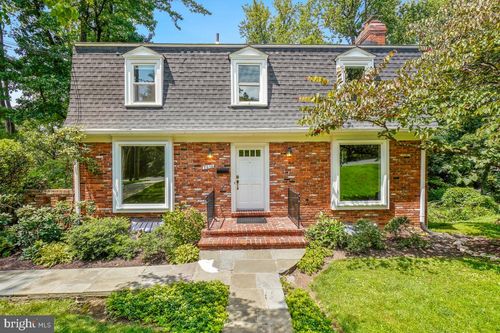 7616 Winterberry Pl, BETHESDA, MD, 20817-4848 | Card Image