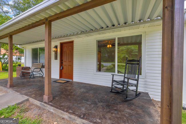1813 W Currahee St, House other with 3 bedrooms, 2 bathrooms and null parking in Toccoa GA | Image 6