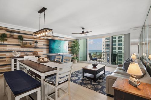 817-3505 S Ocean Dr, Hollywood, FL, 33019-2816 | Card Image