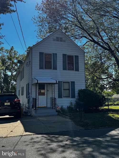 7 Mabel St, Ewing, NJ, 08638-2311 | Card Image