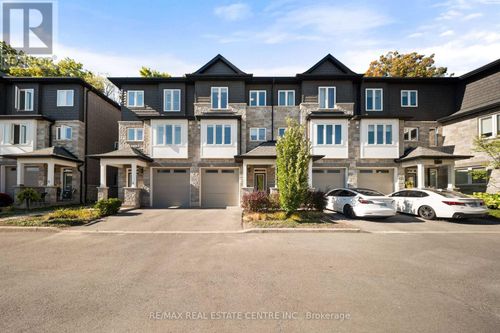 4-111 Wilson St E, Ancaster, ON, L9G2B6 | Card Image