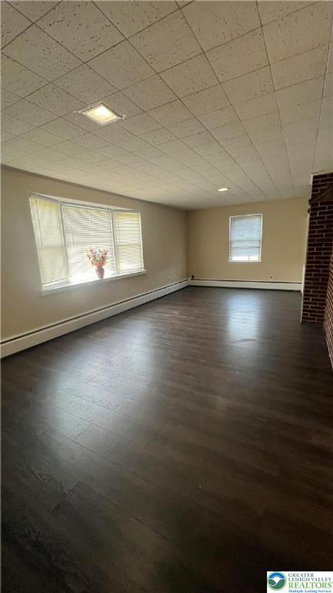2110 Center St, House other with 3 bedrooms, 2 bathrooms and null parking in BETHLEHEM PA | Image 6