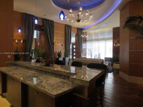 apt-324-253 Ne 2nd St, Miami, FL, 33132-2288 | Card Image