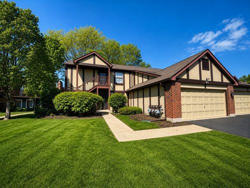 3-384 Sandhurst Cir, Glen Ellyn, IL, 60137-6672 | Card Image