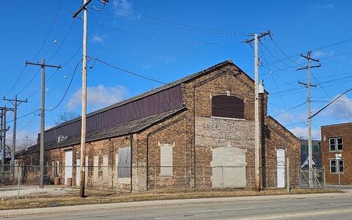 2400 Racine St, Mount Pleasant, WI, 53403-3396 | Card Image