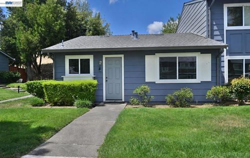 1202 Spring Valley Cmn, Livermore, CA, 94551-6759 | Card Image