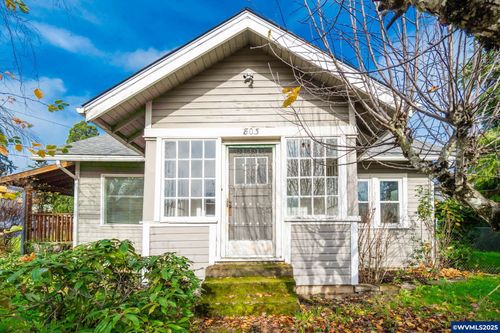 803 Main St, Philomath, OR, 97370-9723 | Card Image