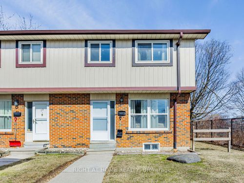 18-1230 Radom St, Pickering, ON, L1W3B8 | Card Image