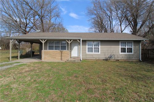 2418 Wedington Drive, Fayetteville, AR, 72701 | Card Image
