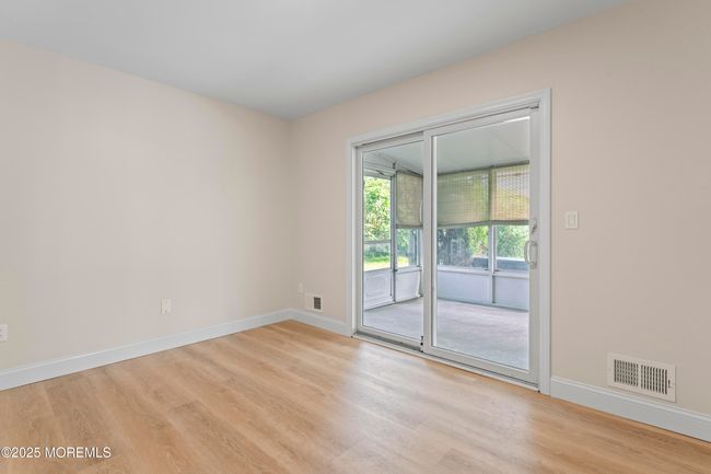 190 Ravenwood Blvd, House other with 4 bedrooms, 2 bathrooms and null parking in Barnegat NJ | Image 9