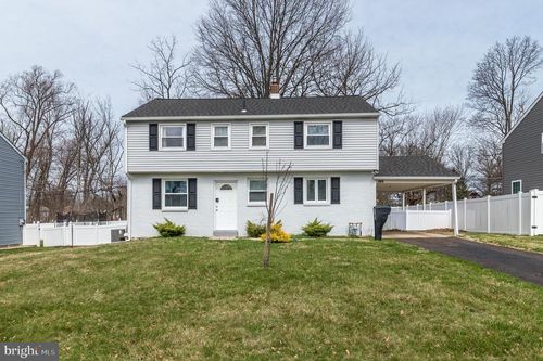 253 Luff Ln, Warminster, PA, 18974-5270 | Card Image