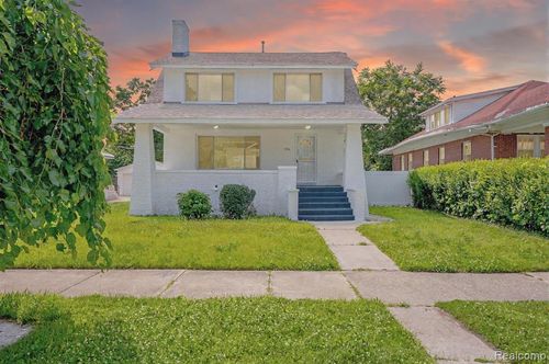 163 Moss St, Highland Park, MI, 48203-2711 | Card Image