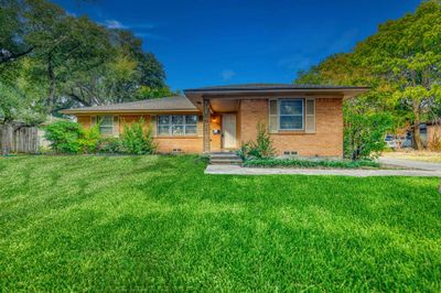 View of front of home with a front lawn | Image 3