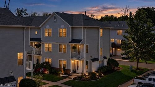 401 Tulsa Ct, Hackettstown, NJ, 07840-1692 | Card Image