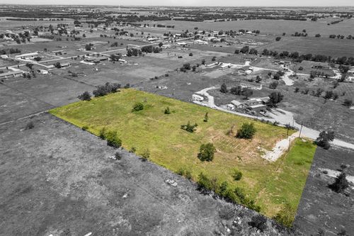 402 Sunflower Dr, Valley View, TX, 76272-6955 | Card Image