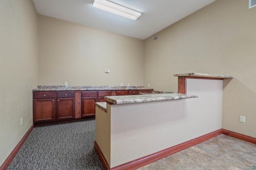 610 Ogden Ave, Superior, WI, 54880-1013 | Card Image