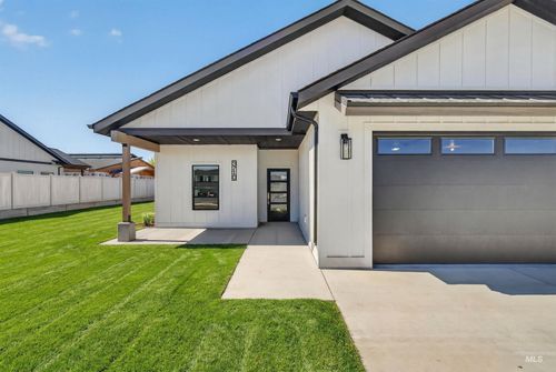 3710 22nd St, Lewiston, ID, 83501-6116 | Card Image