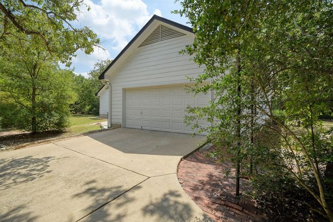 Garage | Image 20