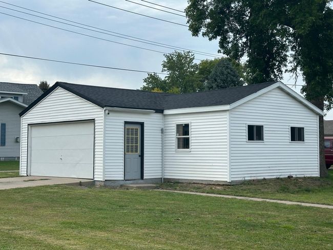 Garage.jpg | Image 20