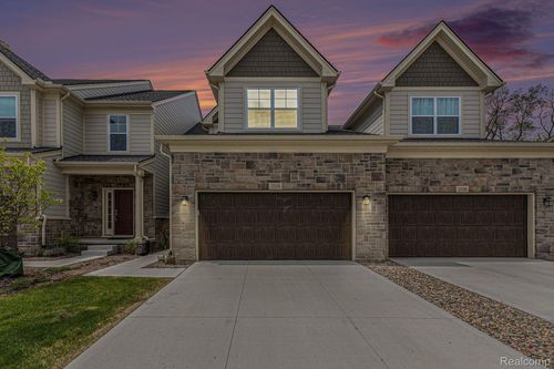 3328 Roseford Blvd, Ann Arbor, MI, 48105-2974 | Card Image