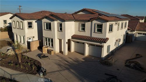 18271 Montgomery Ave, Fontana, CA, 92336-3008 | Card Image