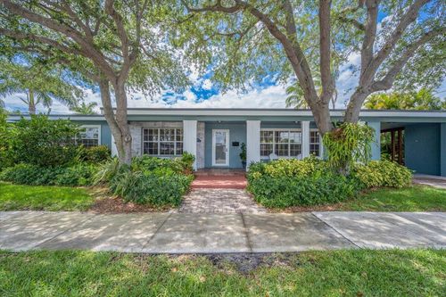 2201 N Lakeside Dr, Lake Worth Beach, FL, 33460-6342 | Card Image