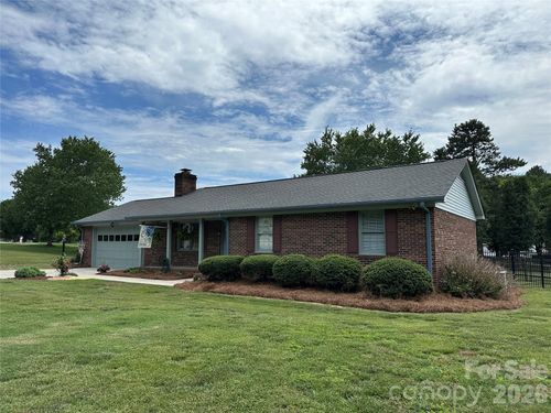 5525 Randolph Rd, Kannapolis, NC, 28081-8705 | Card Image