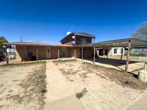 1009 E 6th St, Big Lake, TX, 76932-4817 | Card Image