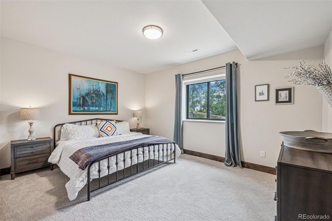 Basement 3rd bedroom, walk-in closet | Image 38