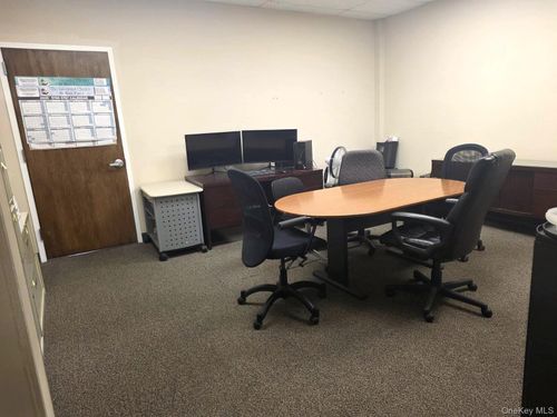 104-1 Executive Blvd, Suffern, NY, 10901-4157 | Card Image