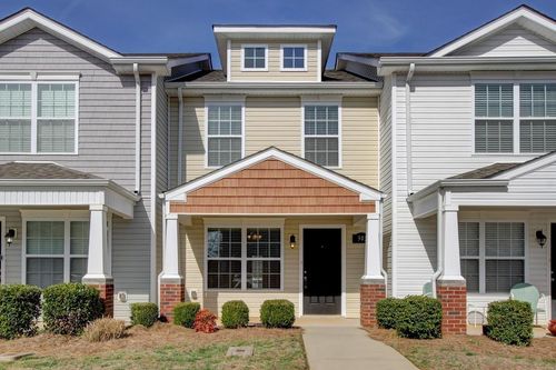 303 Sam Houston Cir, Clarksville, TN, 37040-5397 | Card Image