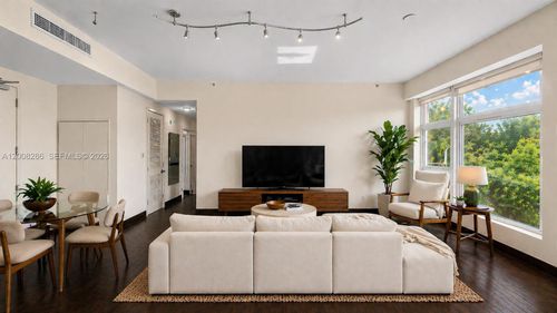 205-6701 Biscayne Blvd, Miami, FL, 33138 | Card Image