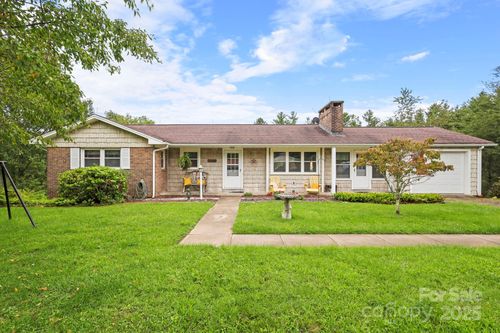 1074 Nikanor Rd, West Jefferson, NC, 28694-7268 | Card Image