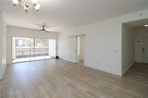 621-7960 Preserve Circle, NAPLES, FL, 34119 | Card Image