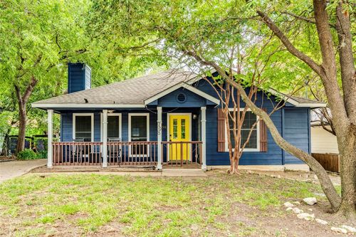 708 W Annie St, Austin, TX, 78704-4104 | Card Image