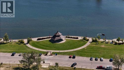 300 Marina Dr, Chestermere, AB, T1X0P6 | Card Image