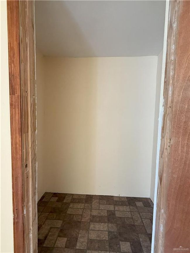 353 E Dicker Dr, House other with 2 bedrooms, 1 bathrooms and 1 parking in Pharr TX | Image 5
