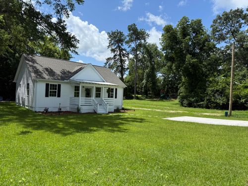 112 Lexington Ave, Saint Matthews, SC, 29135-1223 | Card Image