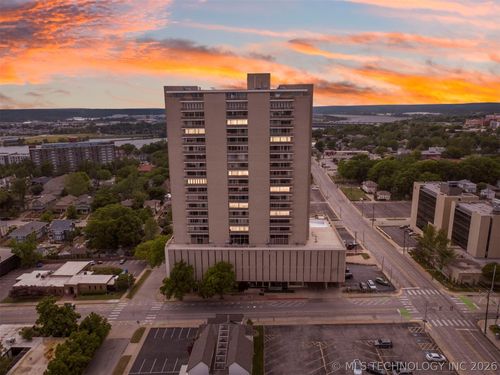 21m-1502 Boulder Ave, Tulsa, OK, 74119-4041 | Card Image