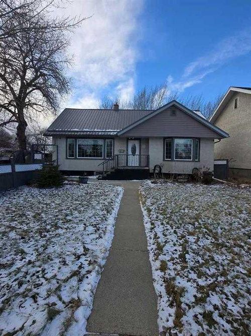 2010 20 St, Coaldale, AB, T1M1E7 | Card Image