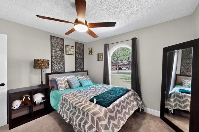 5700 Kingstree Ct, House other with 3 bedrooms, 2 bathrooms and null parking in Arlington TX | Image 27
