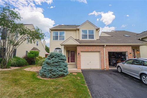 323 Surrey Pl, Macungie, PA, 18062-1802 | Card Image