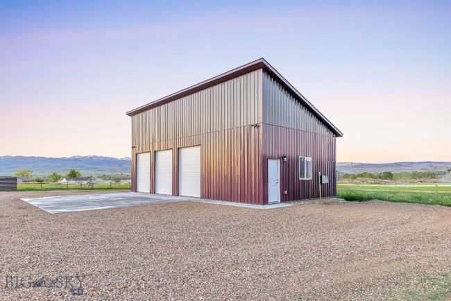 17 Texs Loop, House other with 4 bedrooms, 3 bathrooms and null parking in Alder MT | Image 49