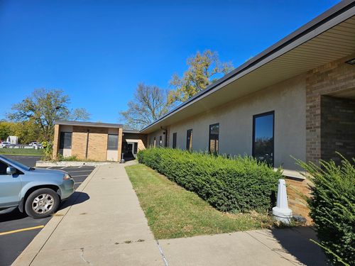 ste-3-100 Manhattan Rd, Joliet, IL, 60433-2764 | Card Image