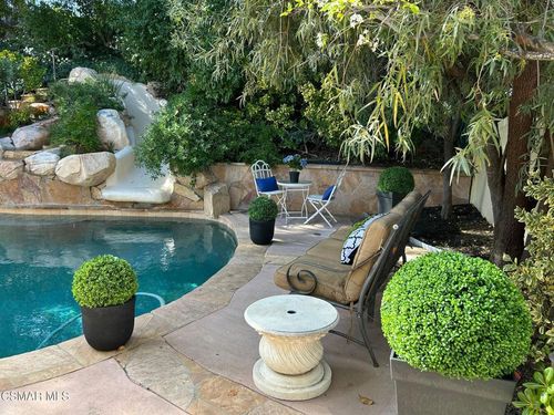 24587 Lola Ln, Newhall, CA, 91321-5017 | Card Image