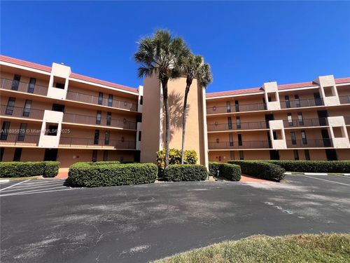 304-6528 Coral Lake Dr, Margate, FL, 33063-5877 | Card Image