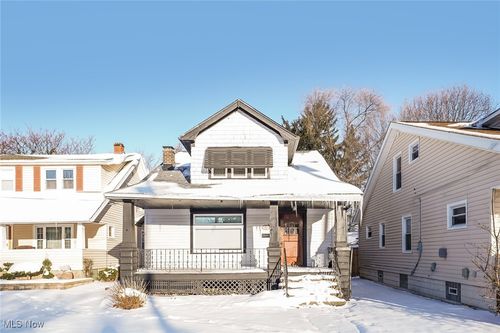 9509 Rosewood Ave, Cleveland, OH, 44105-6721 | Card Image